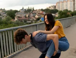 Jangan Pacari Wanita Yang Lebih Tua, Kalau Belum Siap Mental