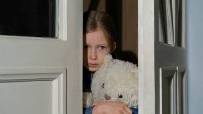 Bahaya Tersembunyi di Balik Anak yang Sempurna