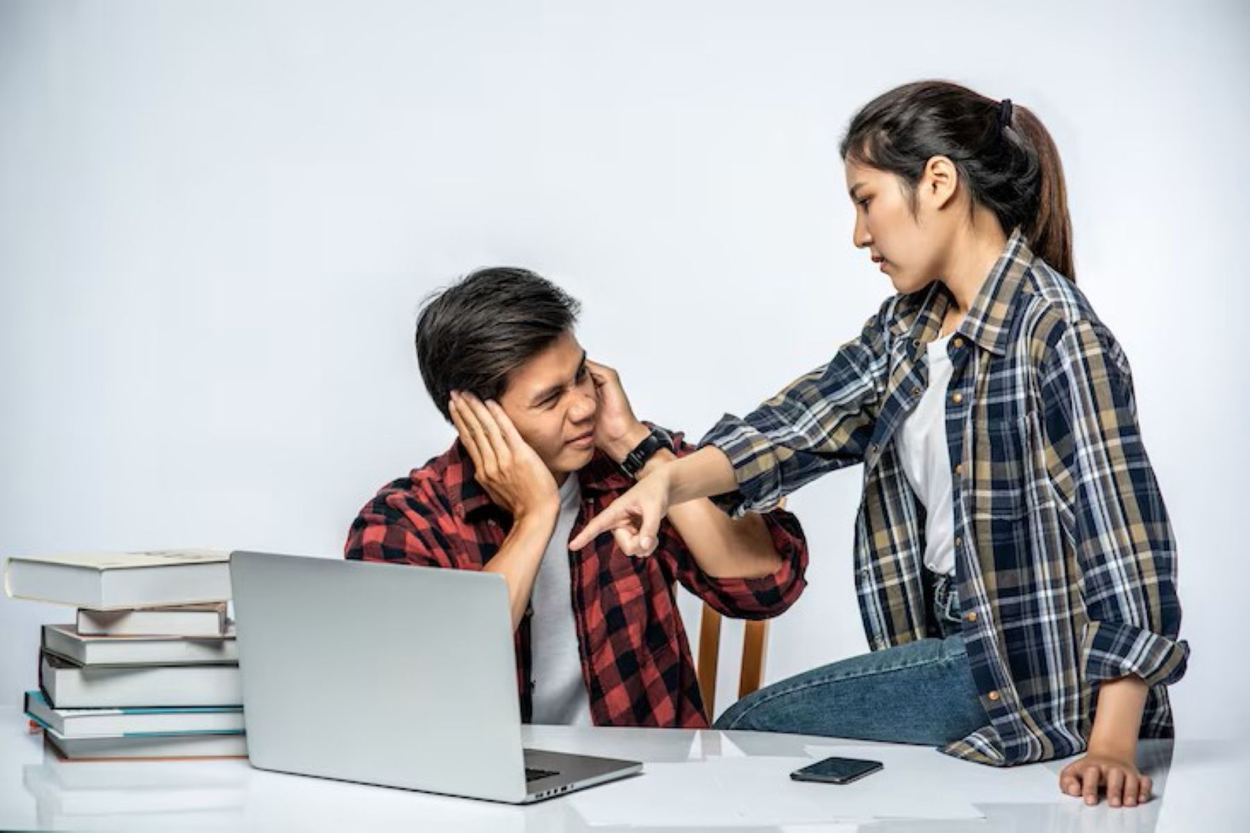 Merasa Paling Benar? Ini 7 Kesalahan Fatal Orang Arogan!