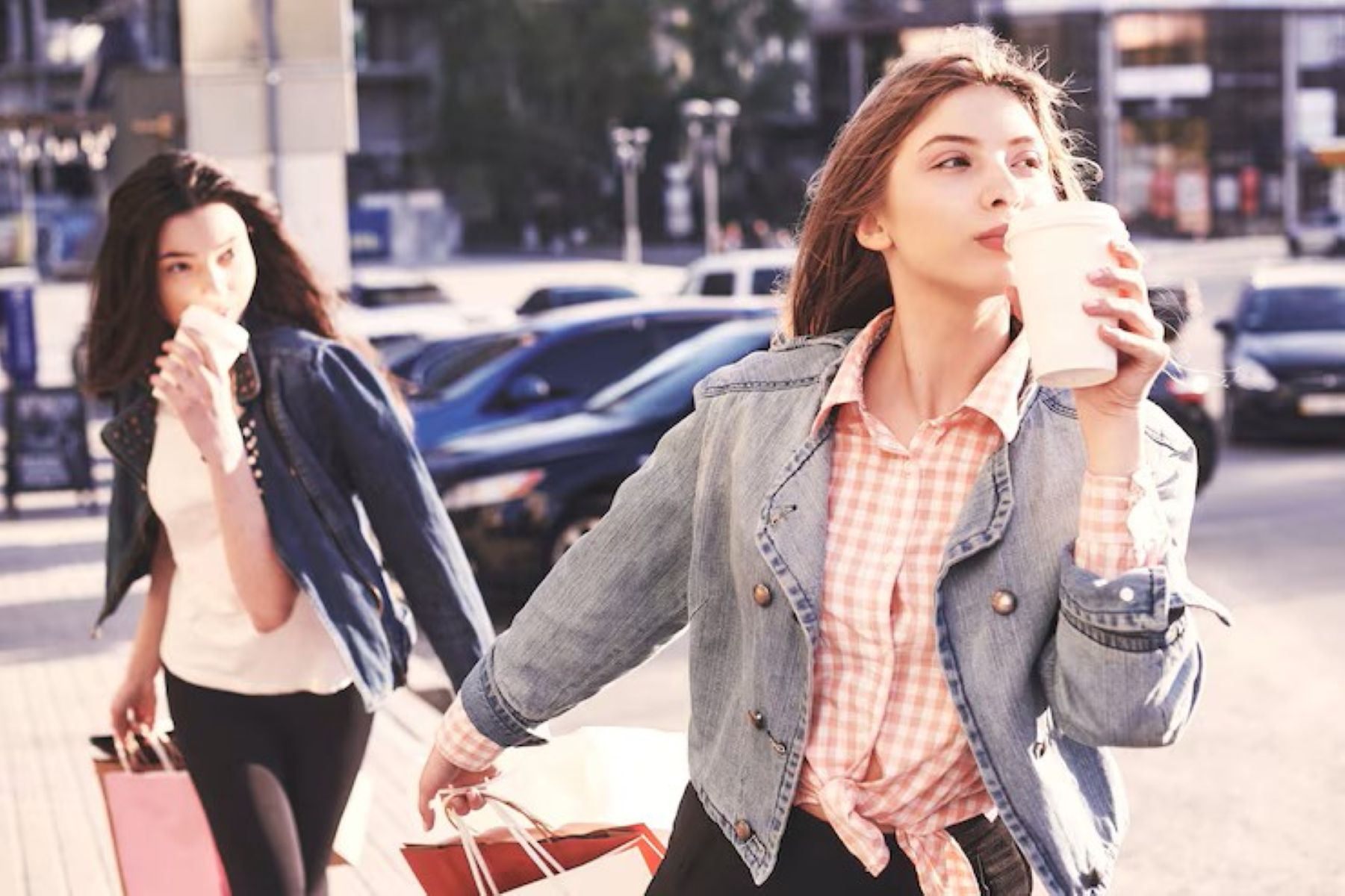 Hidup Mewah Tapi Ngutang? Kecanduan Belanja Itu Nyata, Lho!