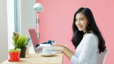 Hari Pertama Kerja? Santai Aja, Nggak Perlu Tampil Sempurna!