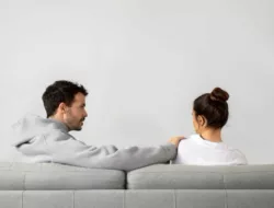 Ini Bedanya Orang Tenang dengan Orang yang Menahan Diri