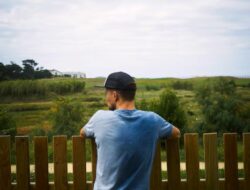 Kelas Menengah, Tapi Hidup Seperti Miskin? Fakta Menyakitkan!