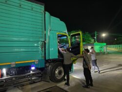 Pengawasan Intensif Bongkaran Kapal di Lembar, 90 Penumpang Diperiksa