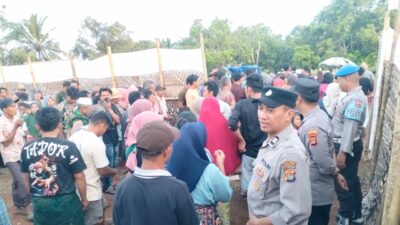 Tradisi Peresean Khas Sasak Aman Digelar di Mareje Timur, Lombok Barat