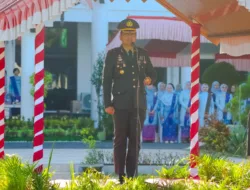 Polres Sumbawa Gelar Upacara Hari Bhayangkara ke-79 di Lapangan Bupati Sumbawa