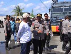 Kapolres Sumbawa Barat Pimpin Pengamanan Aksi Unjuk Rasa Aliansi PPS Selama Dua Hari di Poto Tano, Petugas dan Aliansi Saling Apresiasi