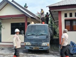 Tiga Personel Polsek Wulanggitang Jadi Relawan Kemanusiaan Dampak Erupsi Gunung Lewotobi