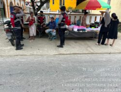 Unit Patroli Sat Samapta Polres Sumbawa Barat Imbau Warga Waspadai Karhutla dan Hoaks Saat Patroli Dialogis