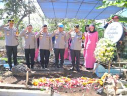 Gugur Saat Menjalankan Tugas, Bripka Cecep diberikan Kenaikan Pangkat Luar Biasa Anumerta