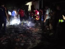 Rumah Panggung di Moyo Hilir Ludes Dilahap Api, Diduga Akibat Korsleting Listrik