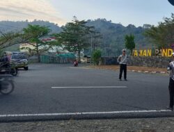 Rawan Pagi, Satlantas Polres Bima Laksanakan Pengamanan dan Gatur Lalin Serta Sosialisasi Operasi Patuh Rinjani 2025