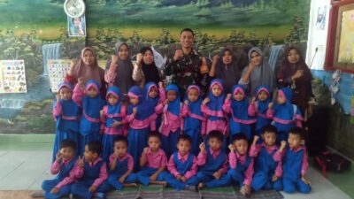 Babinsa dan Guru PAUD Nurul Hikmah Bersinergi Wujudkan Sekolah Aman dan Berwawasan Kebangsaan