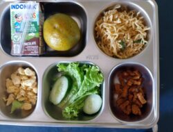Pemerintah Salurkan Makanan Bergizi Gratis ke Sekolah-Sekolah di Batulayar