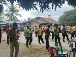 Polsek Sape Gelar Olahraga Bersama Masyarakat Sambut HUT RI ke-80