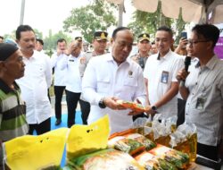 Polri Distribusikan 6 Ton Beras Menggelar Gerakan Pasar Murah di Madiun, Sinergi dengan Bulog Tekan Inflasi