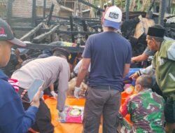 Polsek Wawo Evakuasi Korban Kebakaran Rumah di Desa Raba, Satu Orang Meninggal Dunia