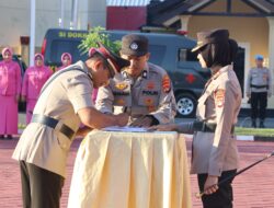 Kapolres Sumbawa Pimpin Upacara Serah Terima Jabatan Kabag SDM dan Kapolsek Alas Barat