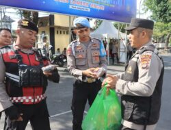 Jaga Stamina Personel, Polres Lombok Tengah Berikan Vitamin Jelang MotoGP 2025.