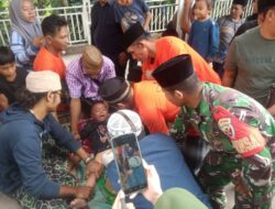 Sinergi Babinsa dan Warga Laksanakan Sunat Massal di Masjid