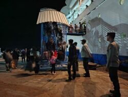 Polsek Kawasan Pelabuhan Laut Bima Laksanakan Pengamanan Kapal KM. Tilongkabila di Pelabuhan Bima