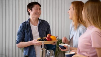 Bukan Egois, Ini 5 Cara Sehat Keluar dari Perilaku People Pleaser