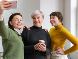 Gen X Rapuh di Dalam? Menyelami Beban Masa Lalu, Memikul Beban 2 Arah