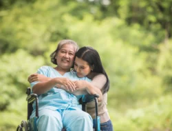 Jangan Sampai Menyesal! Cara Ampuh Mencegah Ghosting Orang Tua di Tengah Padatnya Jadwal