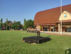 KABID PROPAM POLDA NTB SAMPAIKAN WHISTLE BLOWER SYSTEM DAN SP4N LAPOR SAAT APEL PAGI