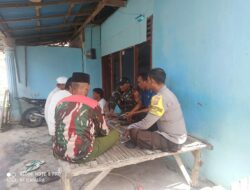 BHABINKAMTIBMAS DESA JAMBU POLSEK PAJO POLRES DOMPU LAKUKAN PENGGALANGAN SIMPATISAN KEPALA DESA PASCA PENAHANAN OLEH KEJARI DOMPU