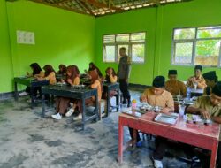 Bhabinkamtibmas Desa Mas-mas Polsek BKU Dampingi Pendistribusian Makanan Bergizi Gratis di Batukliang Utara