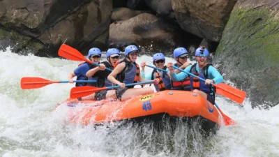 Mengenal Rafting: Olahraga Ekstrem Paling Seru Buat Hilangkan Stres
