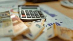 Mengenal Akumulasi Penyusutan: Bukan Uang Tunai, Ini Fakta Pentingnya Bagi Bisnis