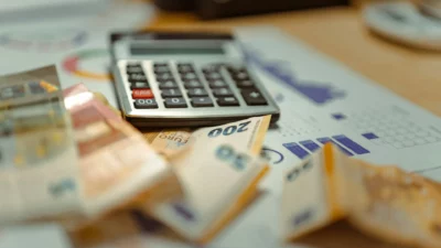 Mengenal Akumulasi Penyusutan: Bukan Uang Tunai, Ini Fakta Pentingnya Bagi Bisnis