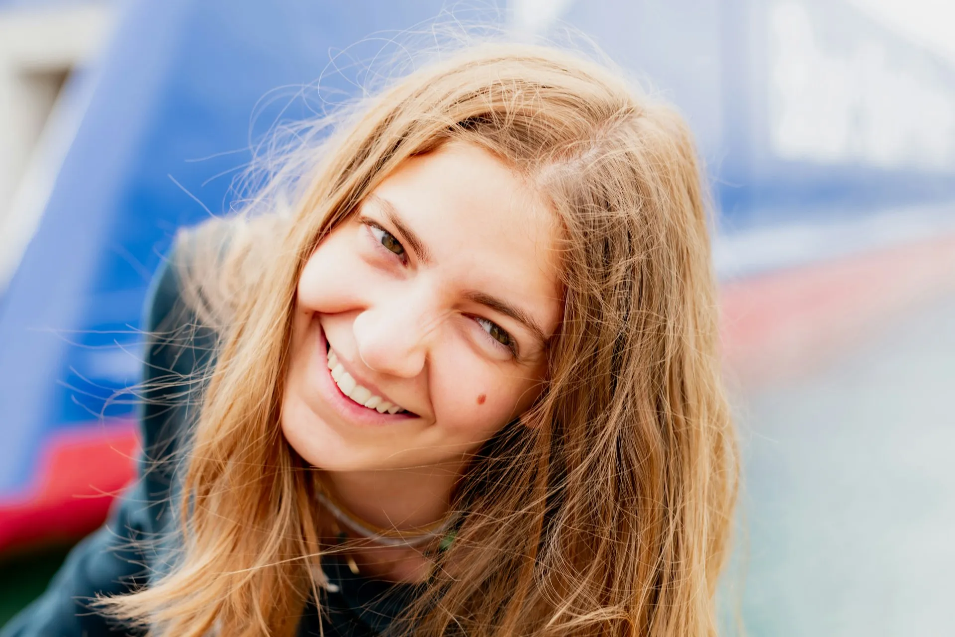 Ini Alasan Gen Z Pilih Hidup Sekarang Mikir Nanti di Tengah Ketidakpastian