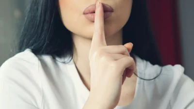 7 Tanda Rahasia Kamu Sebenarnya Lebih Pintar dari yang Dikira, Cek Kebiasaanmu!