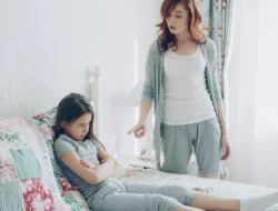 Ini 7 Kebiasaan Pola Asuh yang Merugikan Anak Tapi Sering Dianggap Wajar