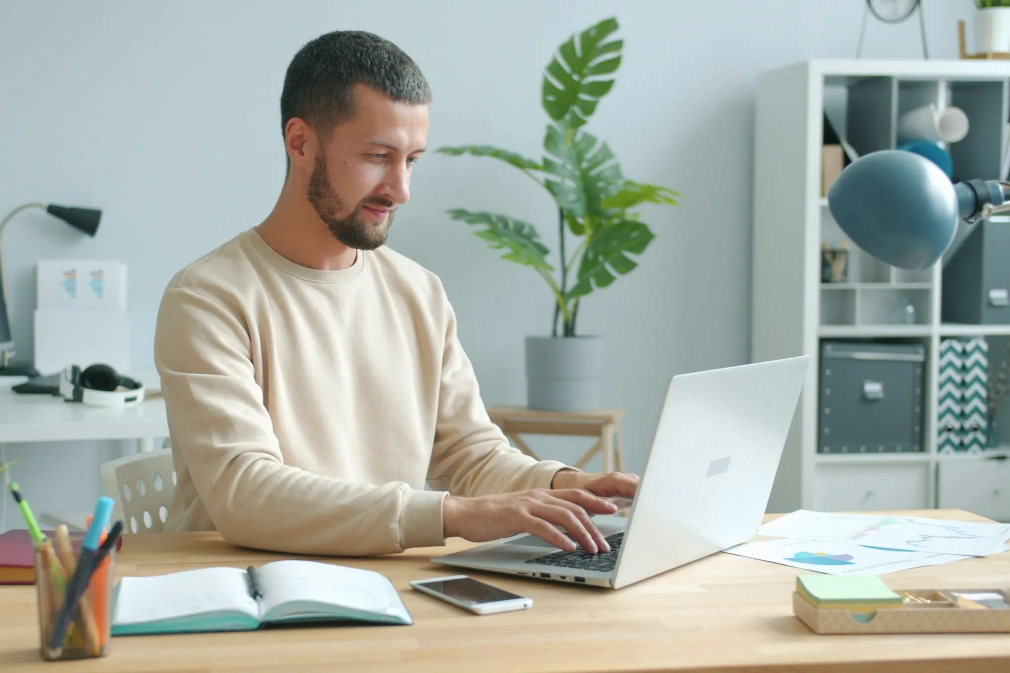 Auto Efisien! Bongkar Tuntas Pengertian dan Cara Praktis Meningkatkan Produktivitas