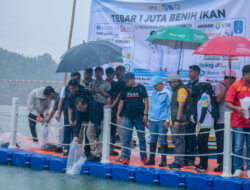 Gubernur Iqbal Apresiasi FWE NTB Tebar 1 Juta Benih Ikan di Bendungan Meninting