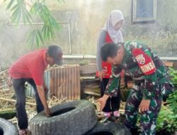 Babinsa dan Warga Dasan Agung Gencarkan PSN Cegah DBD