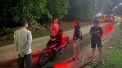 Polsek Brang Rea Gelar Pemeriksaan Kendaraan di Jam Rawan, Cegah Gangguan Kamtibmas