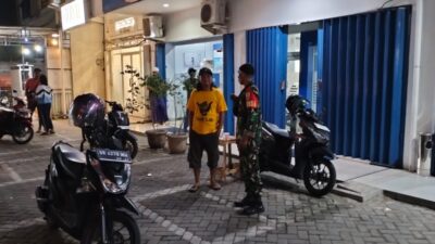 Babinsa Mataram Dorong Kesadaran Keamanan bagi Petugas Parkir