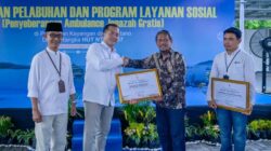 Gubernur NTB Resmikan Penyeberangan Gratis bagi Ambulans di Pelabuhan Kayangan.