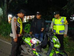 KRYD Polsek Taliwang Tingkatkan Kewaspadaan, Kendaraan Diperiksa Satu per Satu