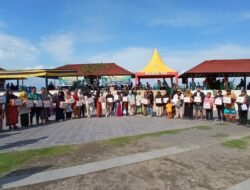 Kodim 1606/Mataram Serahkan Bantuan Sosial untuk 200 Pekerja Kebersihan dan Tukang Parkir