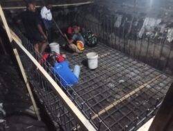Kebut Pembangunan Jembatan Garuda, TNI dan Warga Gontar Tak Kenal Lelah Kerja Hingga Malam.