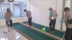 Memperindah Tempat Ibadah, Sambut Hari Bhayangkara Ke- 80, Polsek Soromandi Laksanakan Bhakti Religi di Masjid Al-Muttaqin