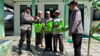 Wujud Rasa Syukur di Hari Bhayangkara Ke-80, Polsek Parado Salurkan Bantuan Sambangi Lansia dan Warga Kurang Mampu dan Bakti Religi.