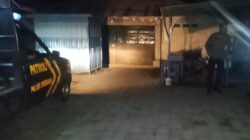 Malam 21.00 Wita, Polsek Pemenang Patroli Pelabuhan Bangsal: Kapal Aman, Penumpang Nyaman