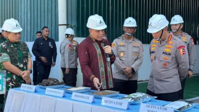80 Ton Pupuk Batu Bara Disalurkan ke Petani Riau, Kapolri: Wujud Polri Hadir untuk Masyarakat